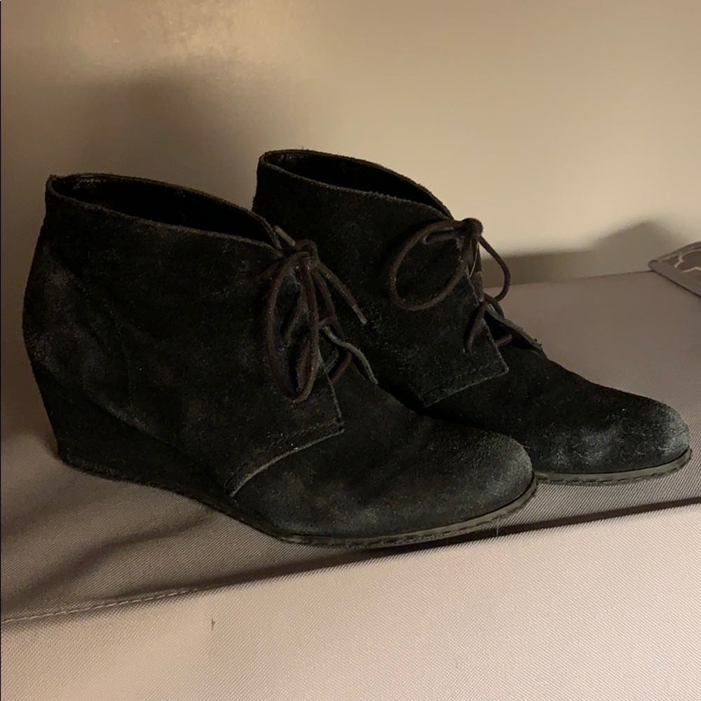 Black Wedge lace-up boots